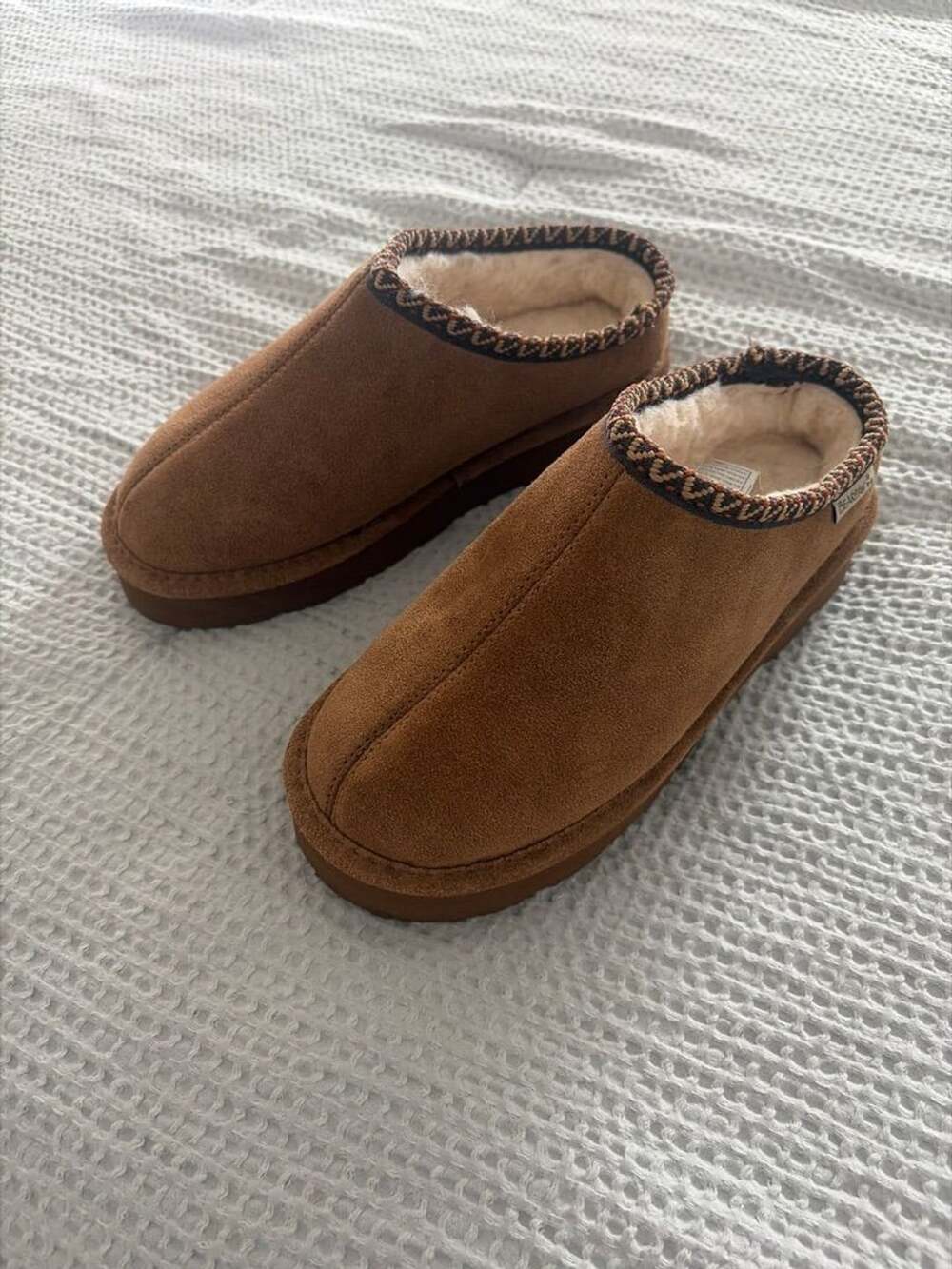 Bearpaw Suede Slippers Brown